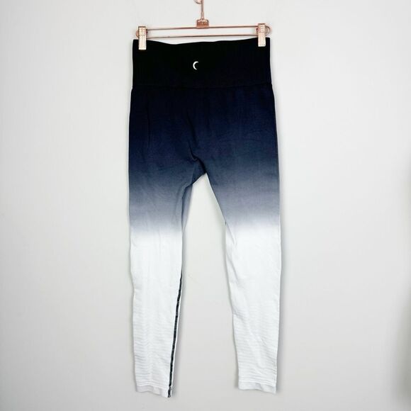 ZYIA ACTIVE | Black to White Ombré High Waist 7/8 Length Leggings Women’s Size S - Picture 9 of 10